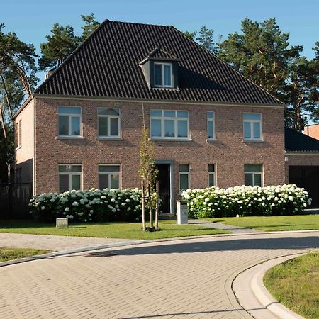 Studiobeerse Met Sauna Zwembad En Spa Apartment Luaran gambar