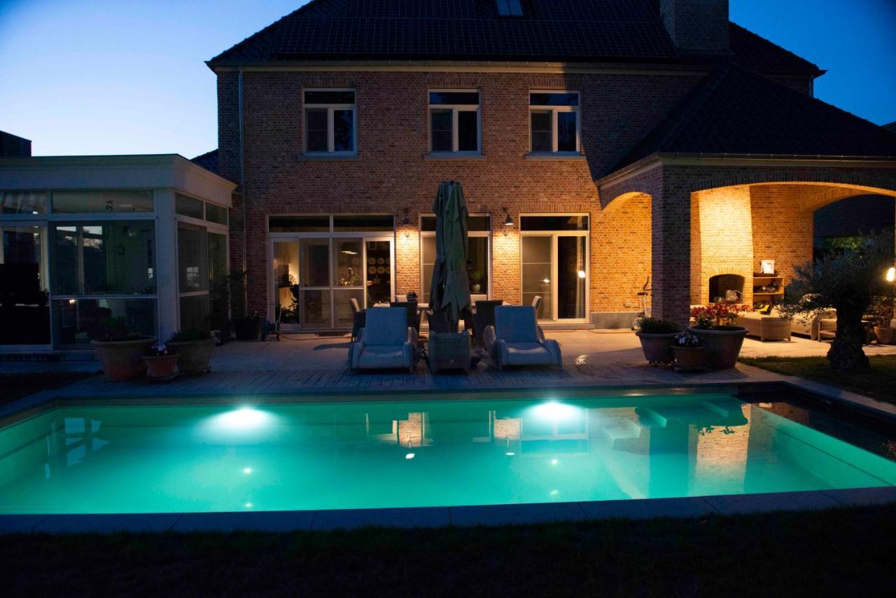 Studiobeerse Met Sauna Zwembad En Spa Apartment Luaran gambar