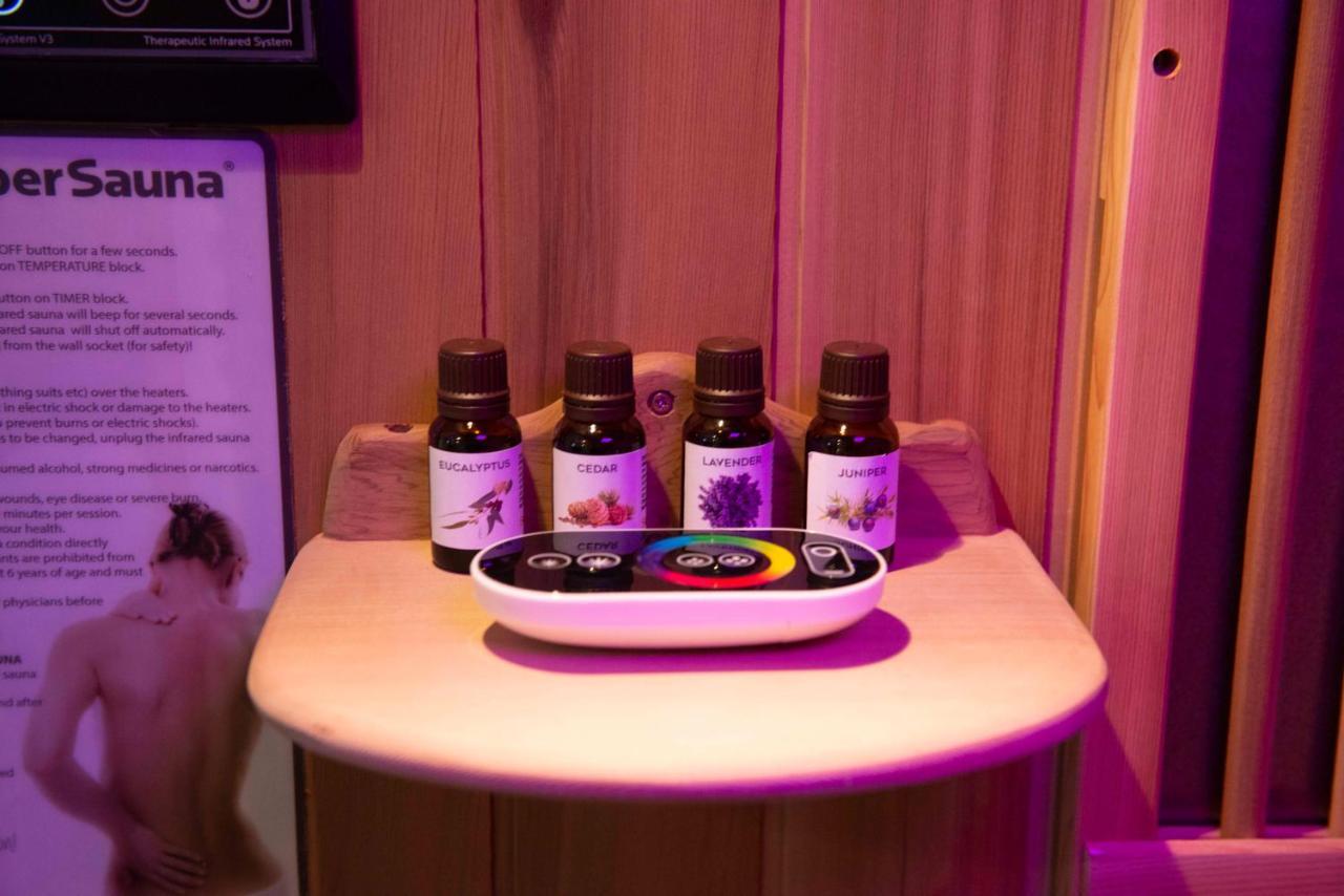 Studiobeerse Met Sauna Zwembad En Spa Apartment Luaran gambar