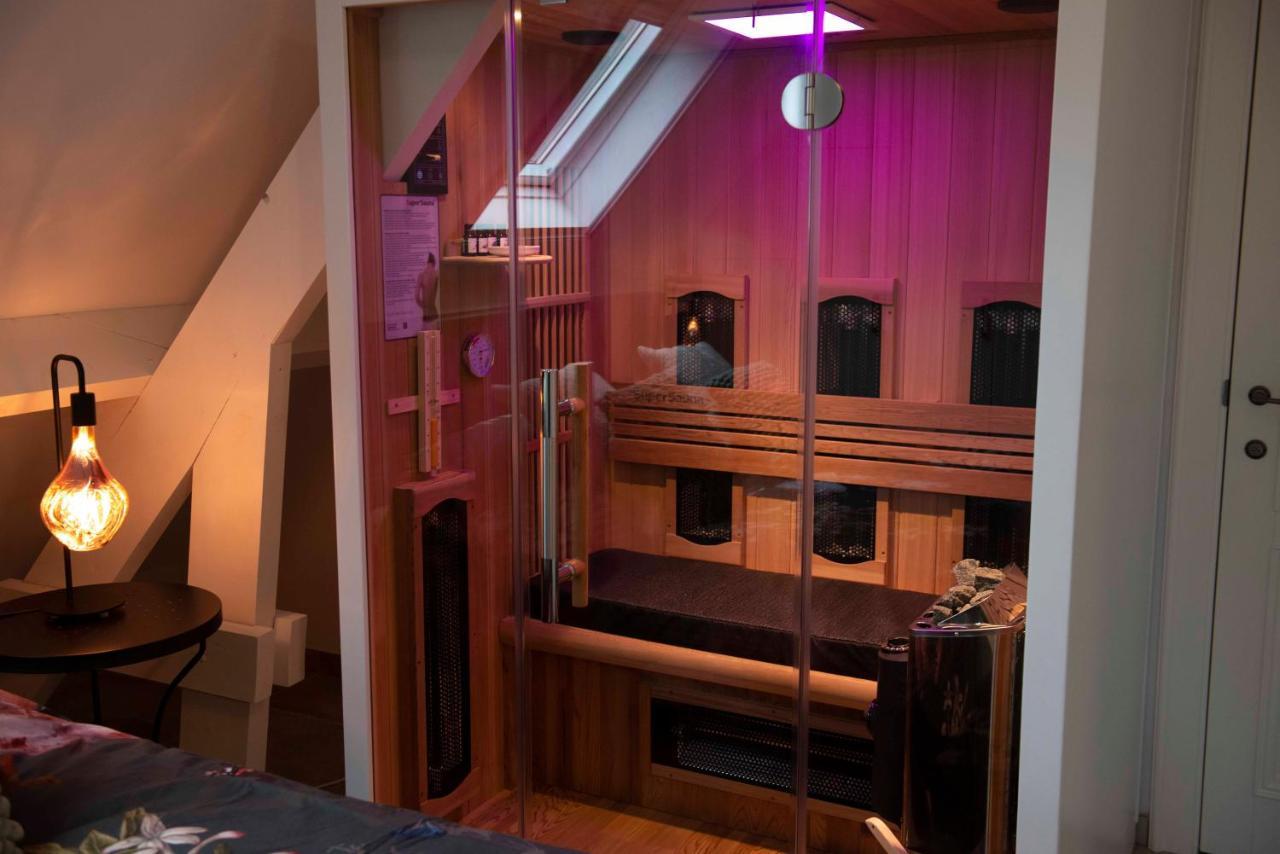 Studiobeerse Met Sauna Zwembad En Spa Apartment Luaran gambar