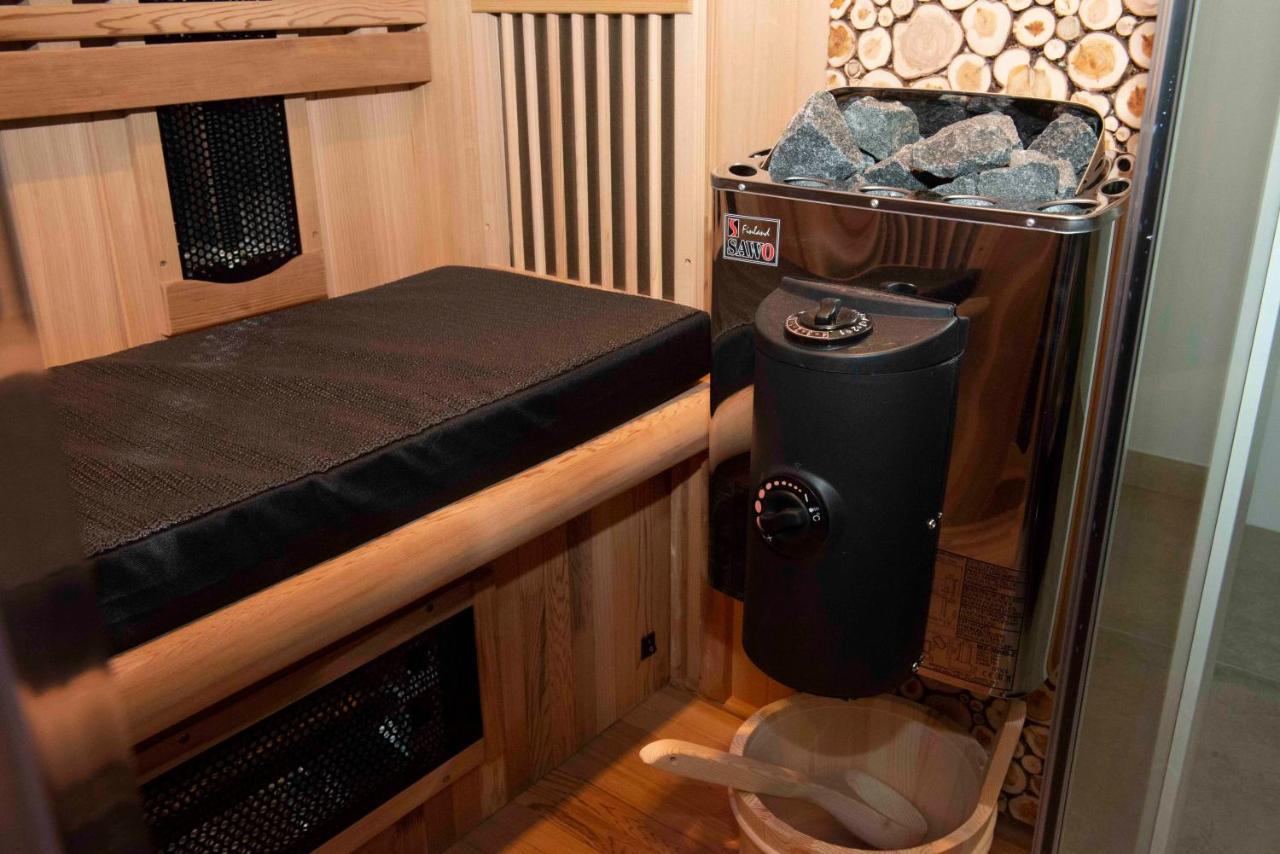 Studiobeerse Met Sauna Zwembad En Spa Apartment Luaran gambar